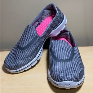 Skechers Go Walk 3